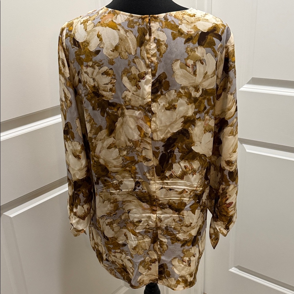 Lafayette 148 New York Floral V-Neck Blouse in Cream and Olive - Picture 3 of 5